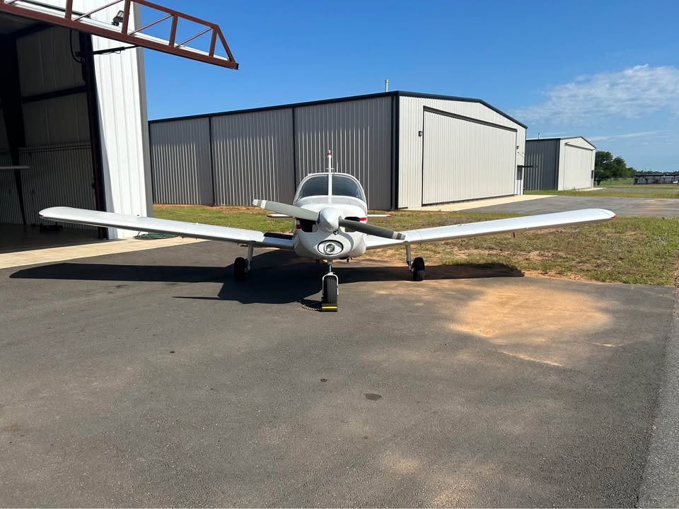 1971 Piper PA-28-140/160, photo 2