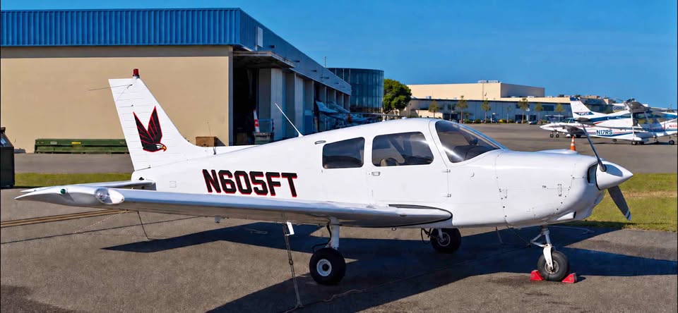 1989 Piper Cadet PA-28-161, photo 1