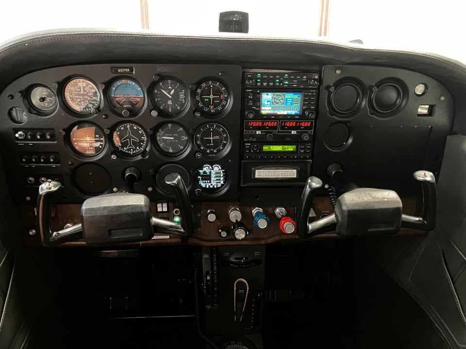 Cessna 172RG, photo 2