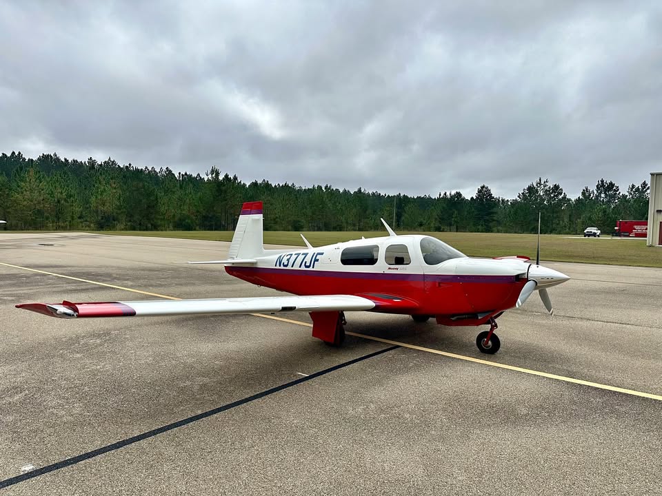 1992 Mooney M20J mse, photo 1
