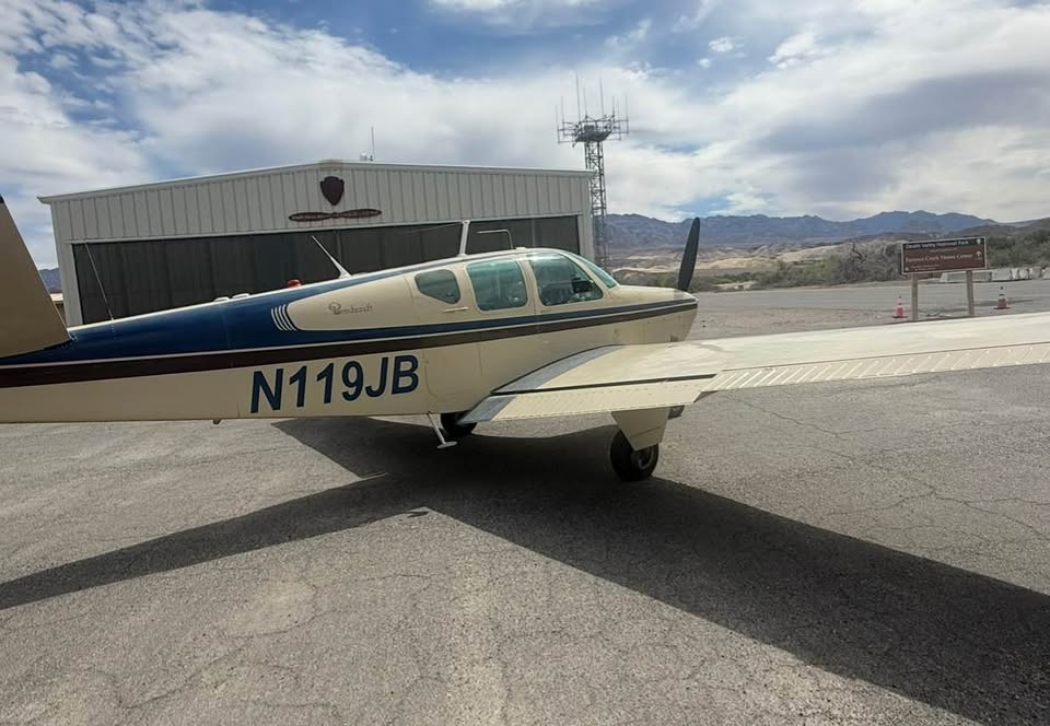 1958 Beechcraft J35, photo 2