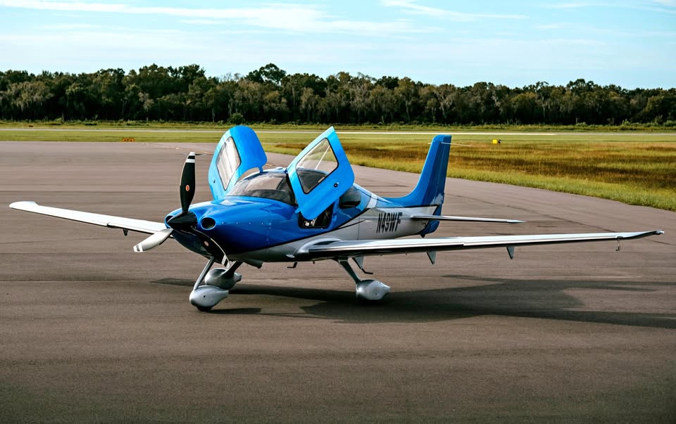 2007 Cirrus SR22TN, photo 1