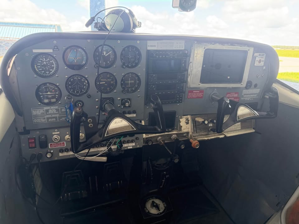 1968 Cessna 182l, photo 10