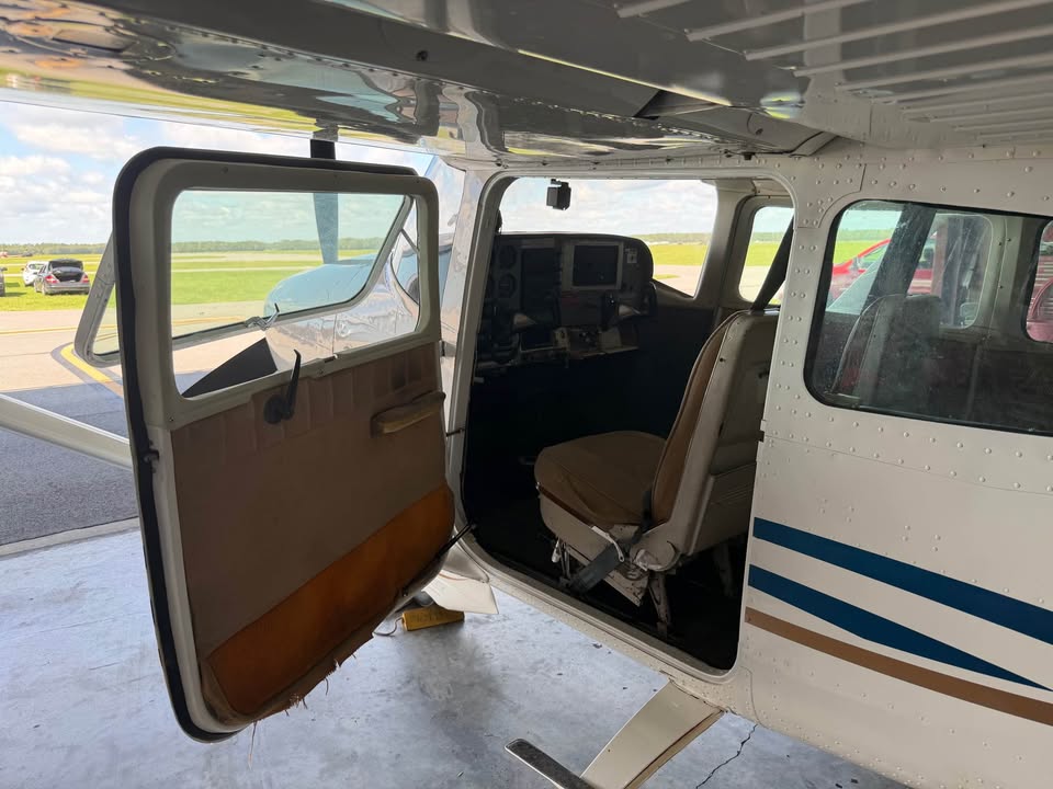 1968 Cessna 182l, photo 14