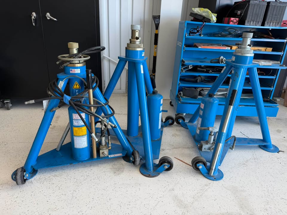 Tronair [hidden information] Aircraft Tripod Jacks, photo 4