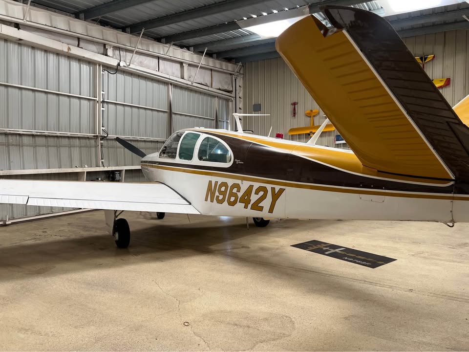 1962 Beechcraft Bonanza P35, photo 2