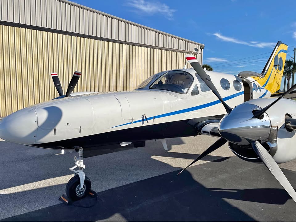 Cessna 425, photo 1