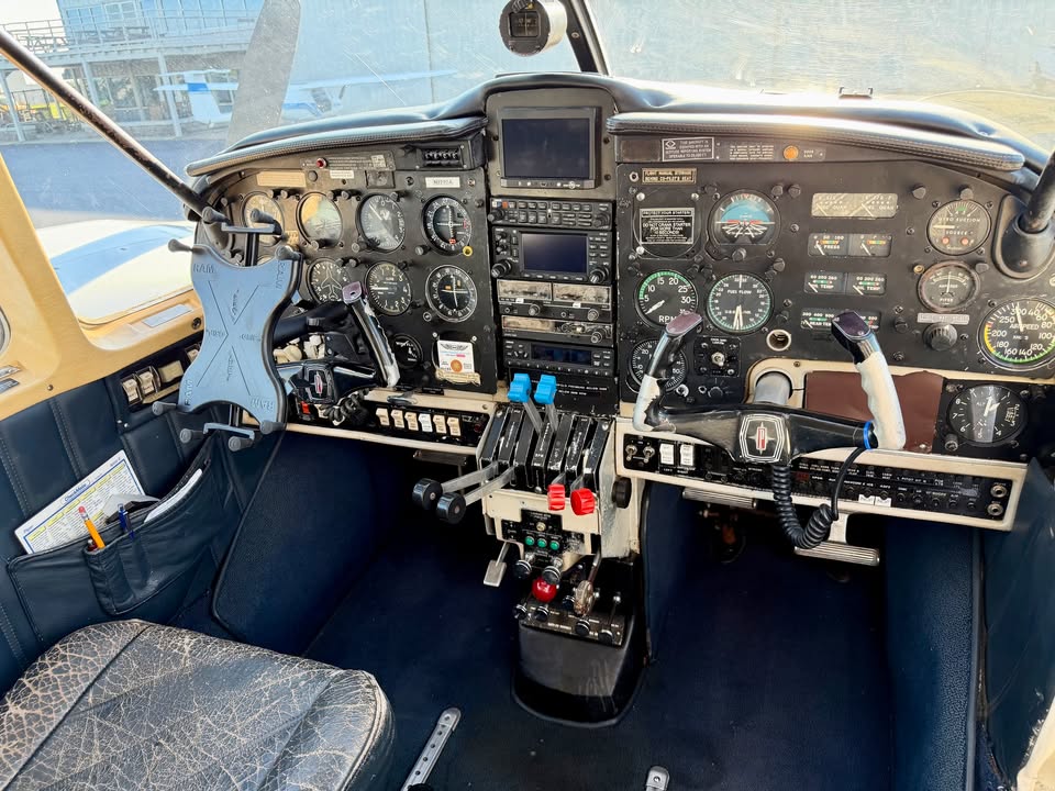 1971 Piper Aztec Turbo E, photo 12