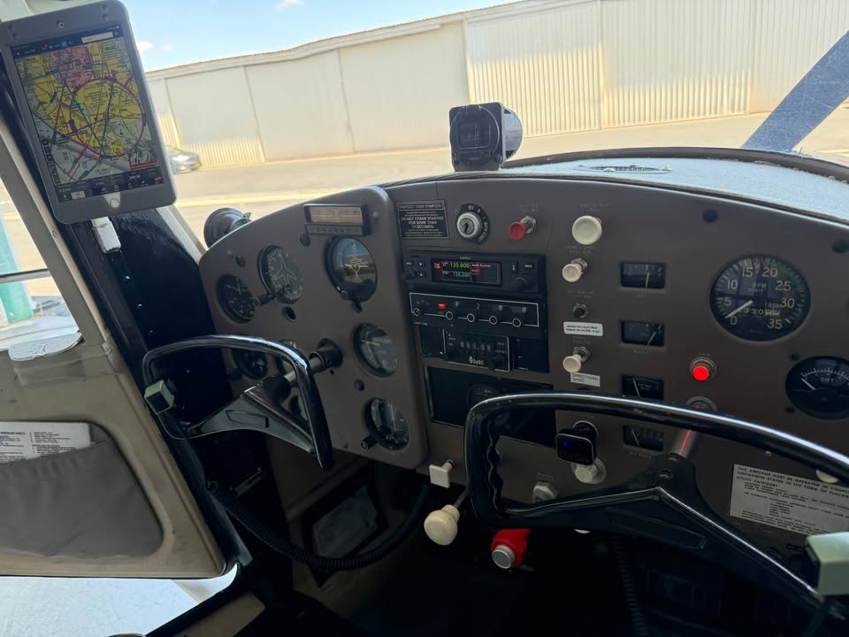 1964 Cessna 150D, photo 8