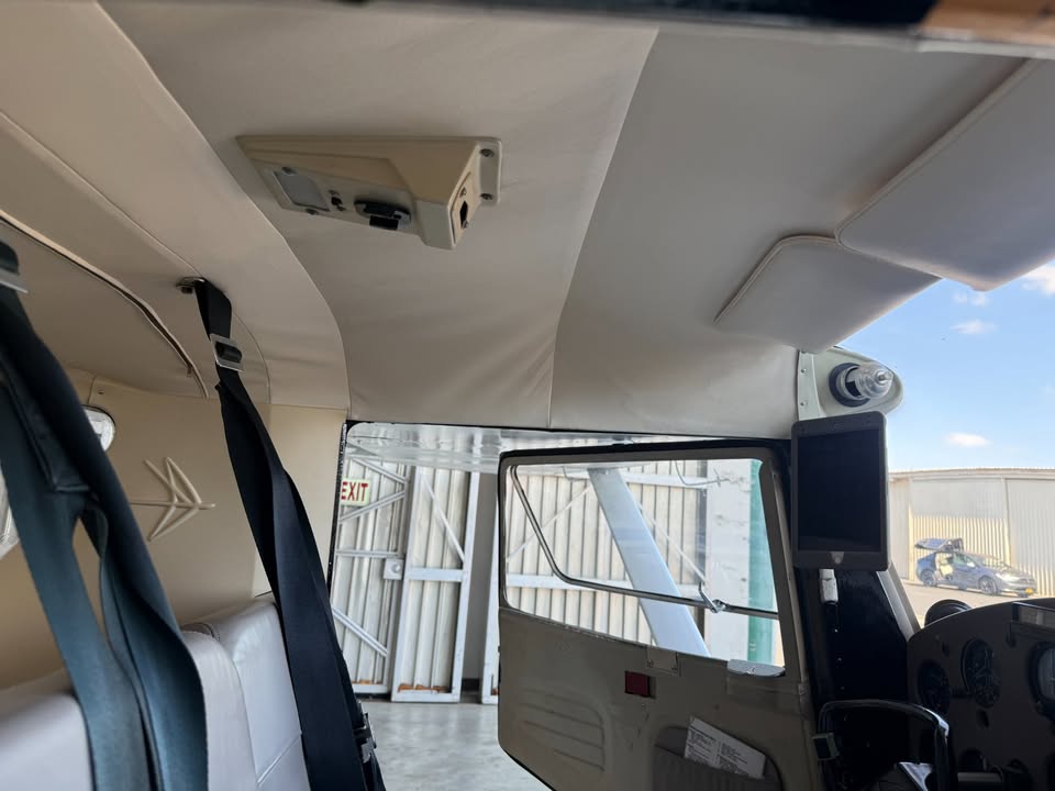 1964 Cessna 150D, photo 7