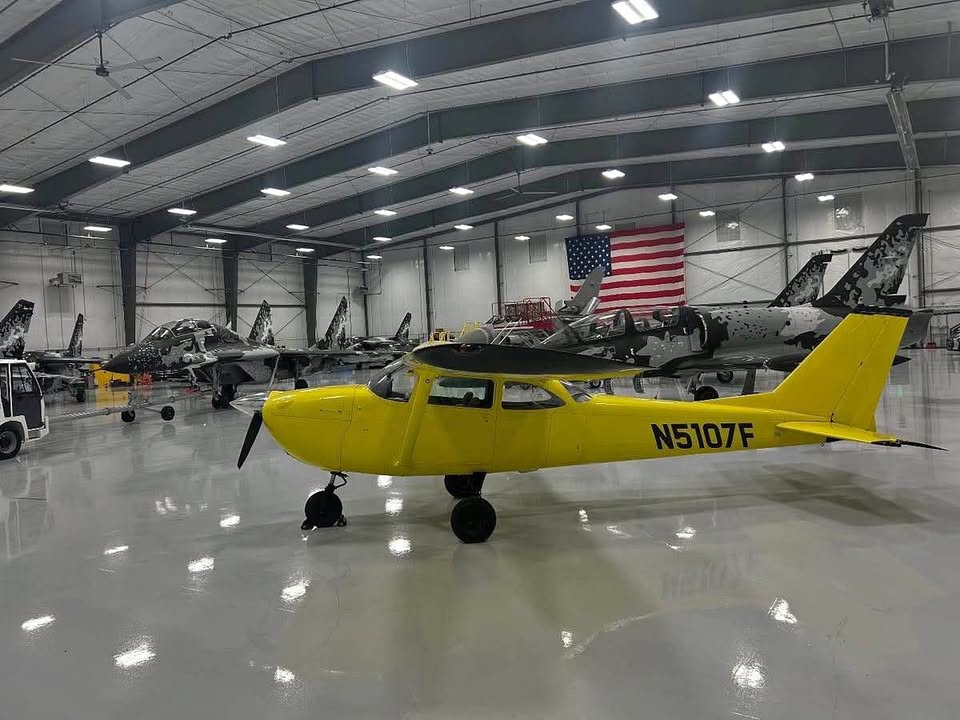 1966 Cessna 172 Skyhawk, photo 1