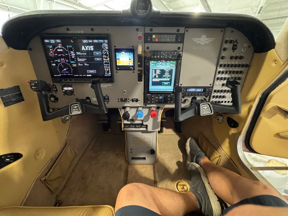 1995 Mooney ovation, photo 12