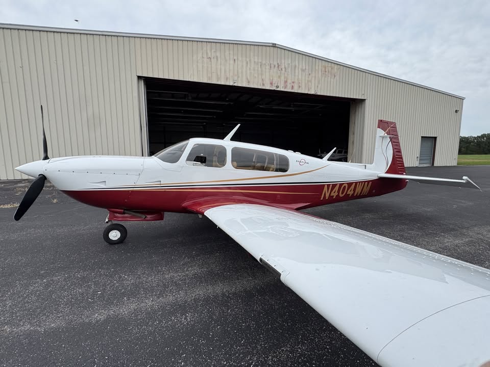 1995 Mooney ovation, photo 4