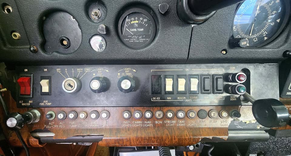 1980 Cessna Turbo 182RG Skylane, photo 11