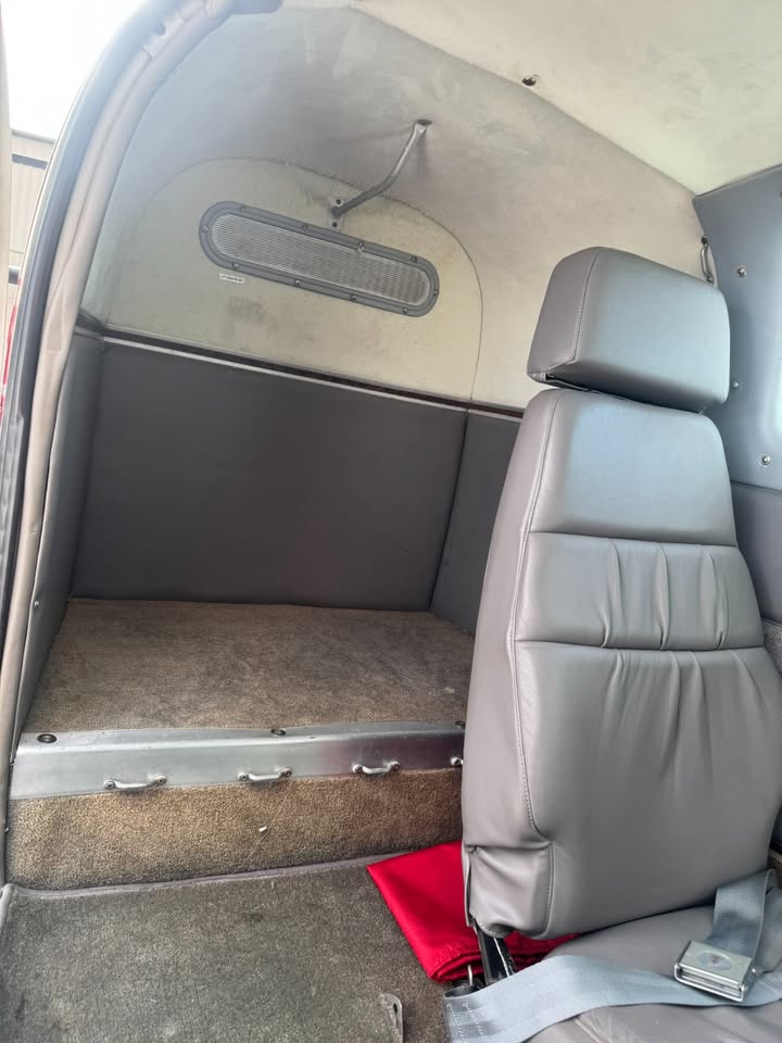 1974 Beechcraft baron 58, photo 8
