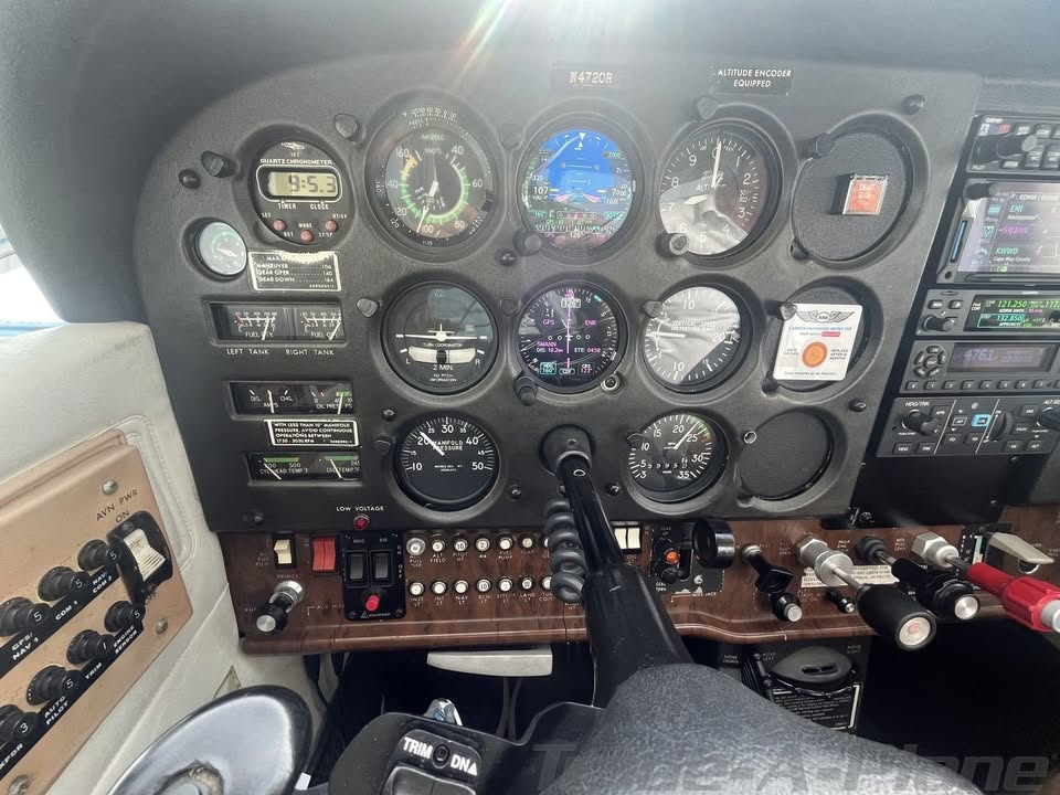 1980 Cessna 172 RG, photo 11