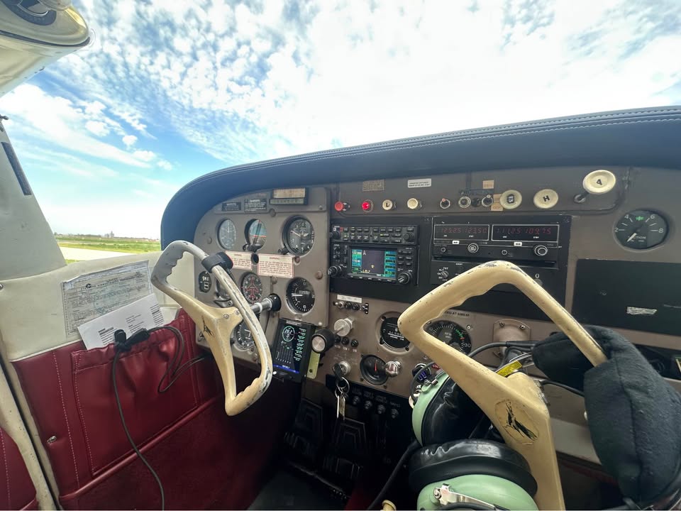1963 Cessna 172d, photo 11