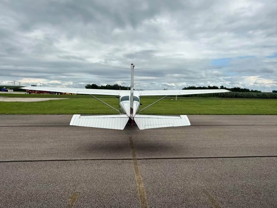 1977 Cessna 172n, photo 5