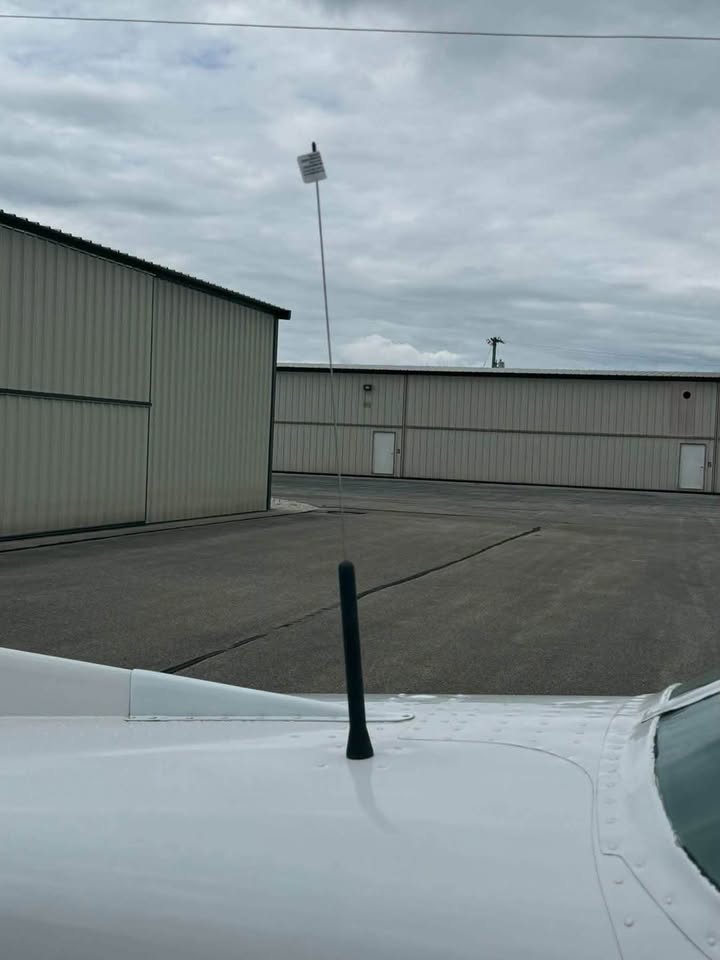 1977 Cessna 172n, photo 11