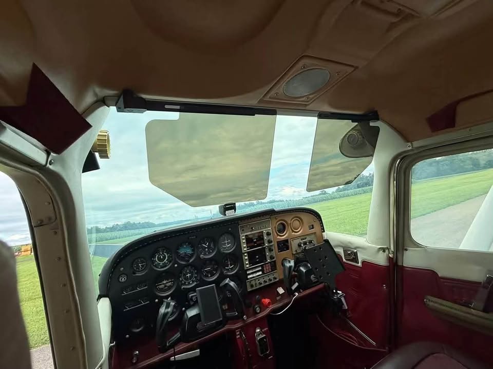 1977 Cessna 172n, photo 7