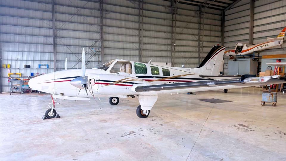 1991 Beechcraft baron58, photo 7