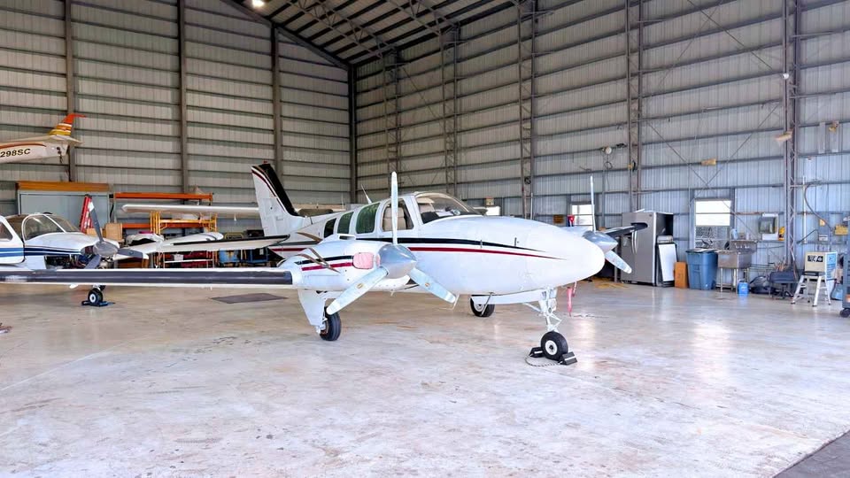 1991 Beechcraft baron58, photo 1