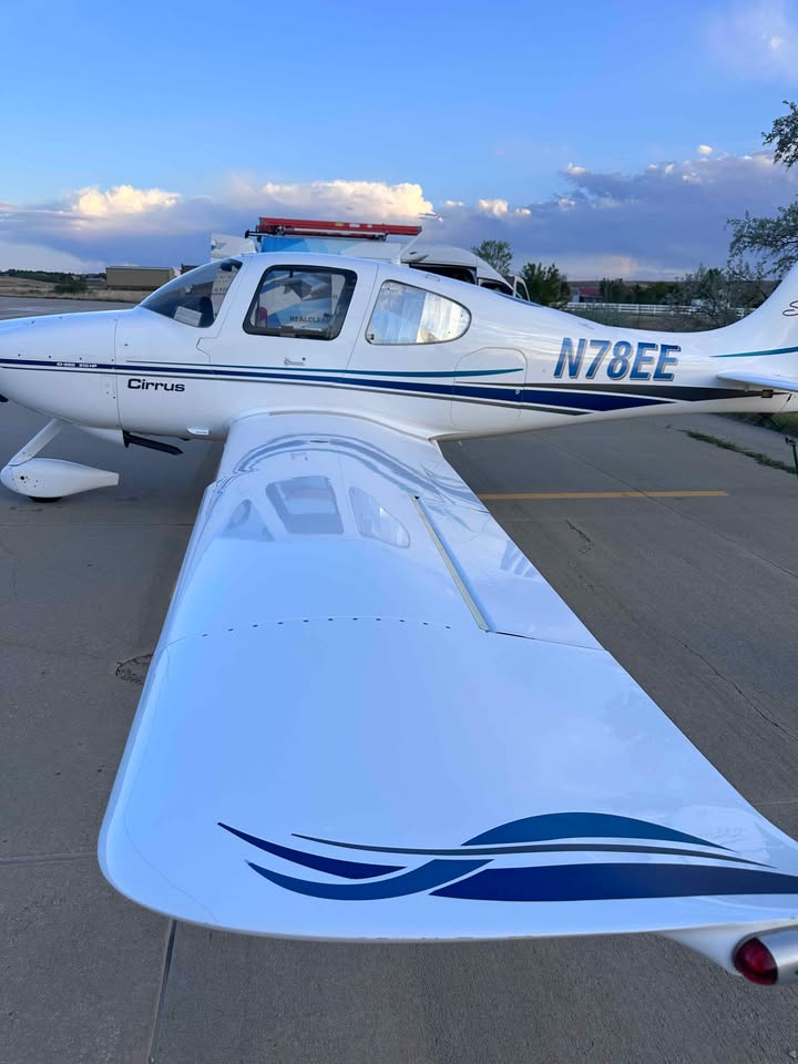 2002 Cirrus sr 22, photo 2