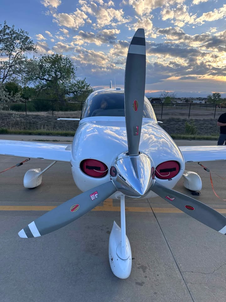 2002 Cirrus sr 22, photo 6