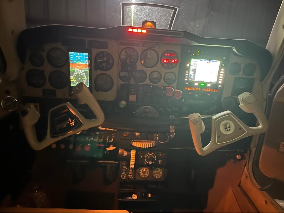 1979 Beechcraft 58p, photo 3