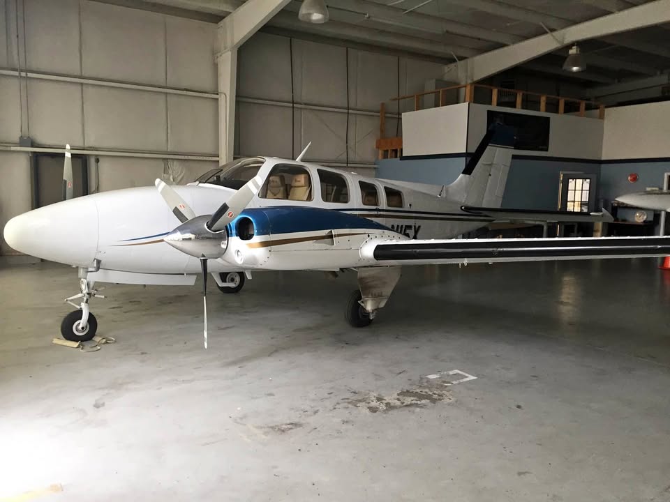 1979 Beechcraft 58p, photo 1