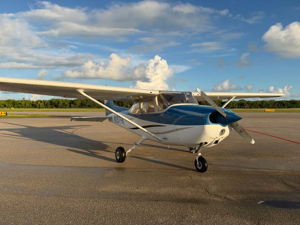 1977 Cessna 172N Skyhawk, photo 7