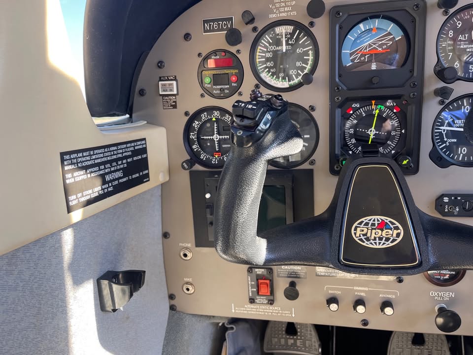 2001 Piper PA32-301, photo 5