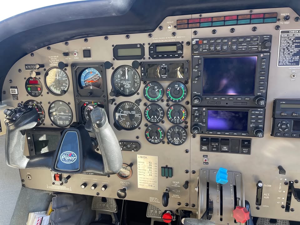 2001 Piper PA32-301, photo 3