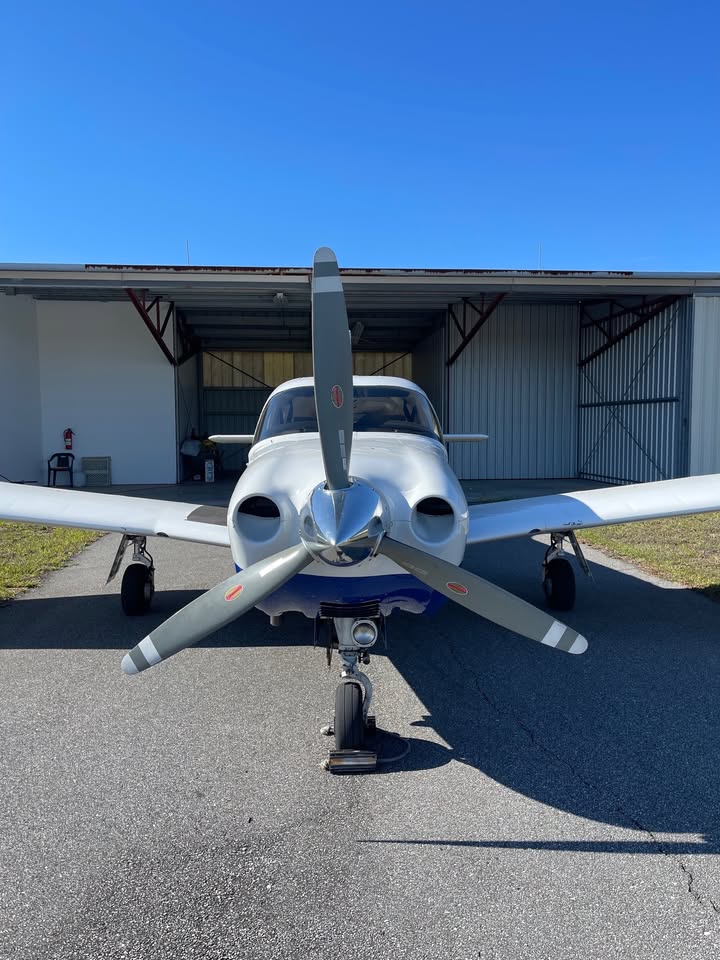 2001 Piper PA32-301, photo 10
