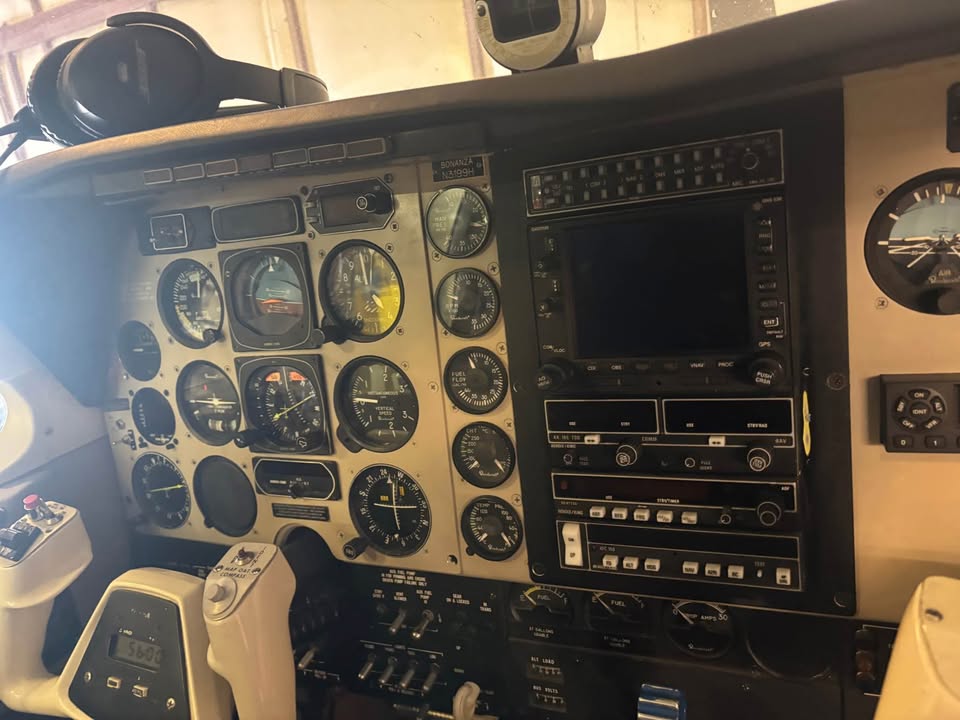 1996 Beechcraft A36 bonanza, photo 7