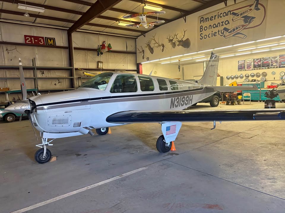 1996 Beechcraft A36 bonanza, photo 1