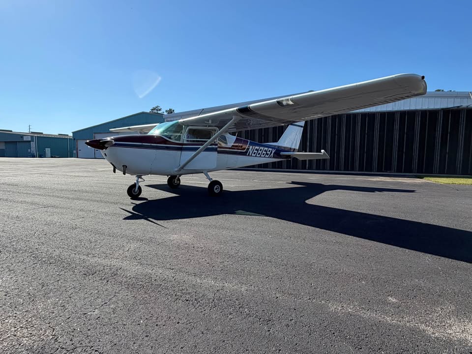 1960 Cessna 172B, photo 2