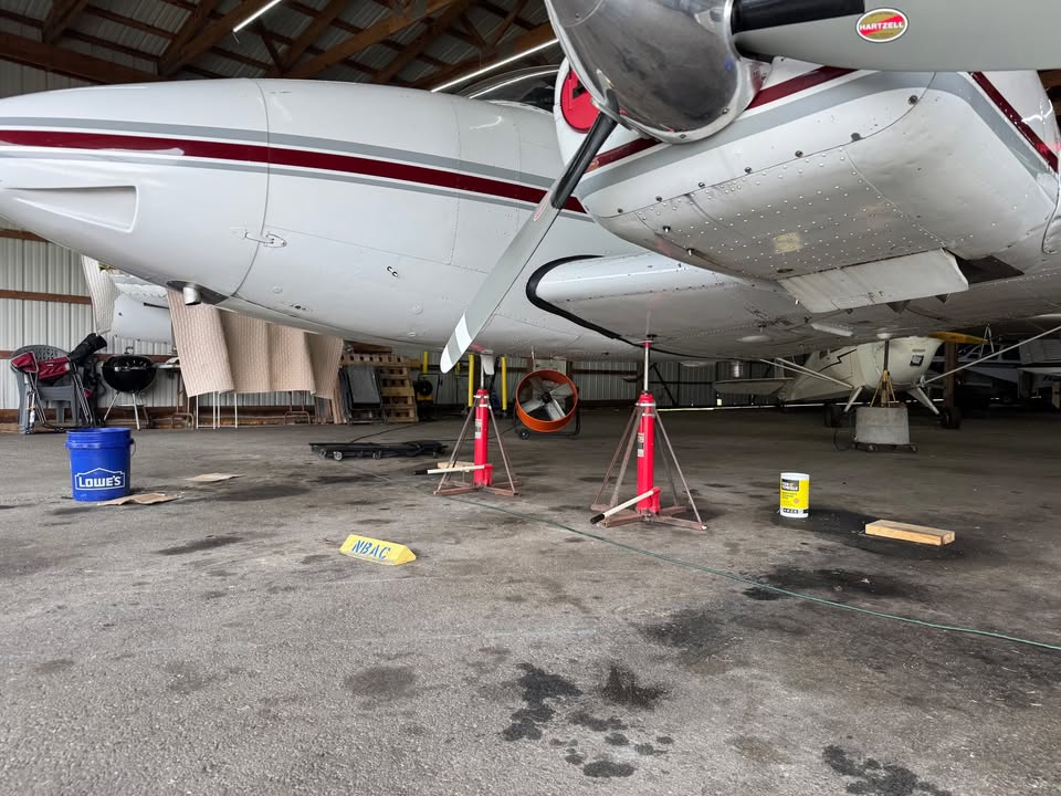 1973 Beechcraft B55 Baron, photo 8