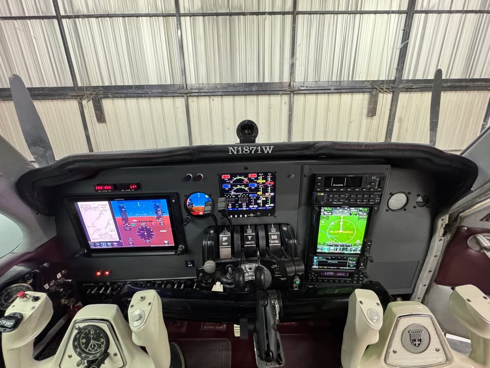 1973 Beechcraft B55 Baron, photo 3