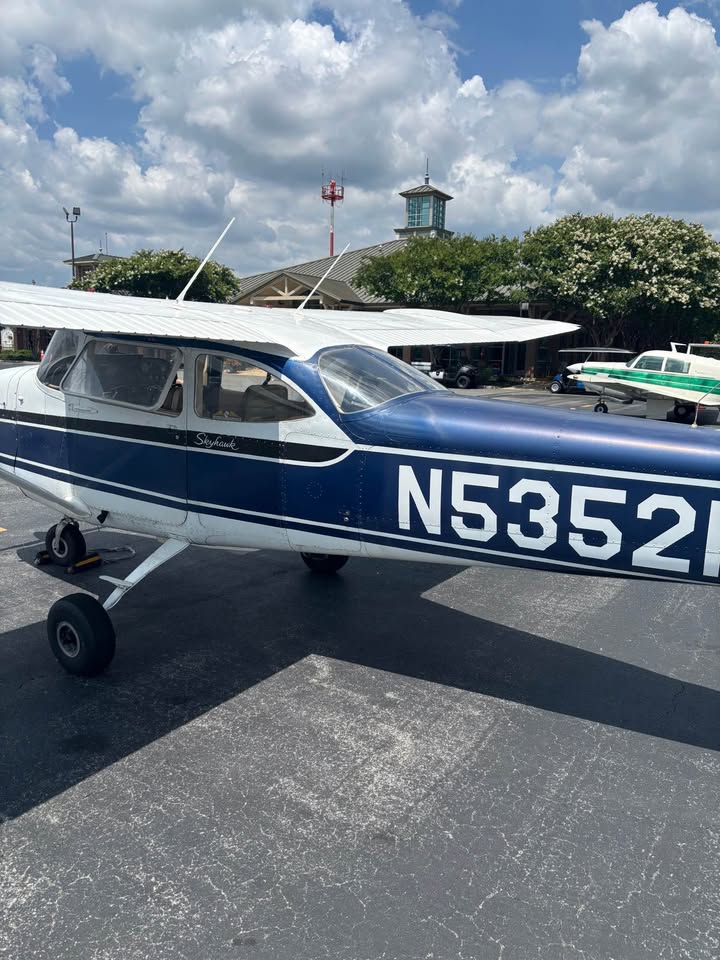 1965 Cessna 172F, photo 3