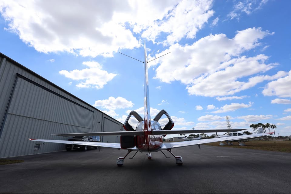 2008 Cirrus Sr22, photo 15
