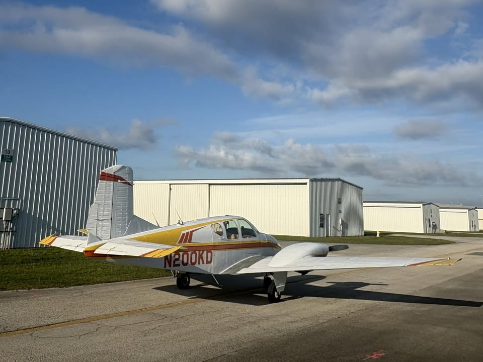 Beechcraft Travel Air BE-95, photo 3