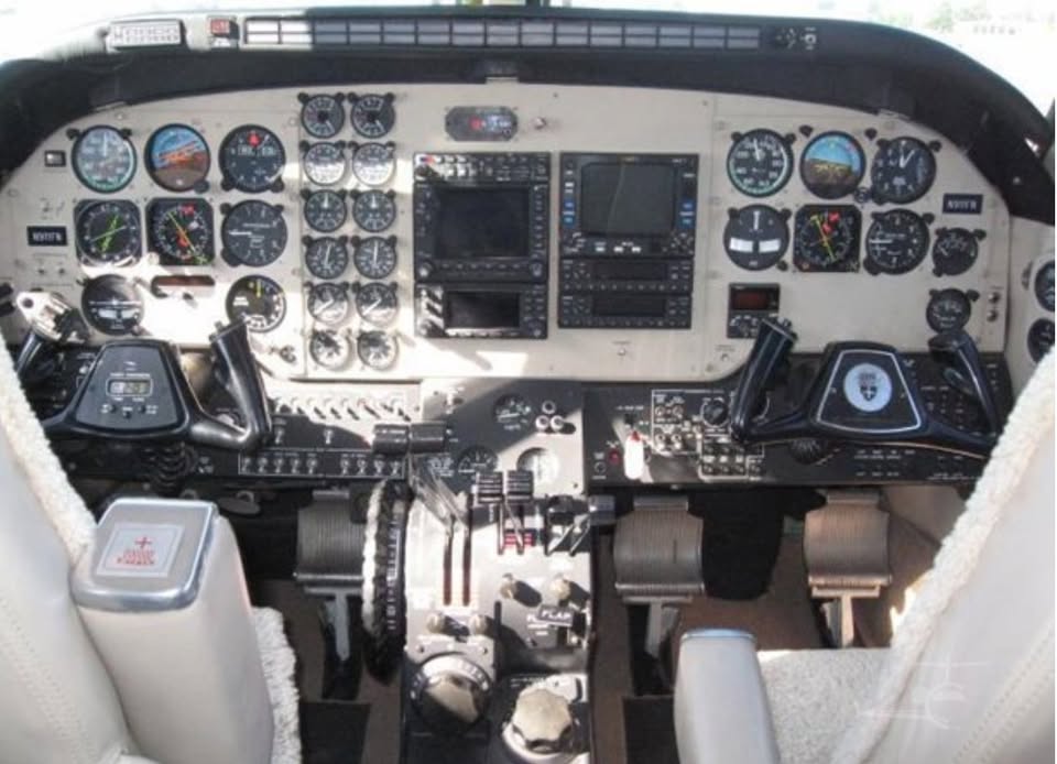 1976 Beechcraft king air C90, photo 6