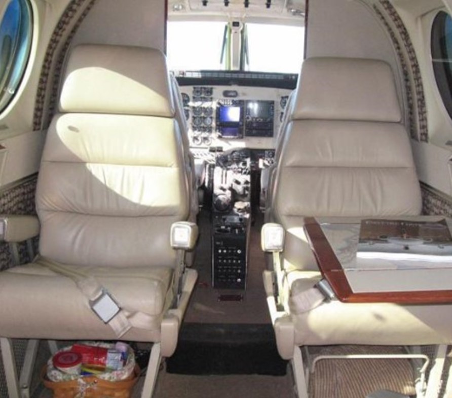 1976 Beechcraft king air C90, photo 3