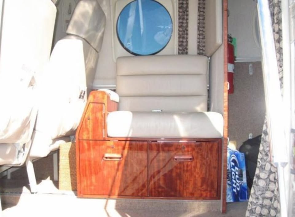 1976 Beechcraft king air C90, photo 5