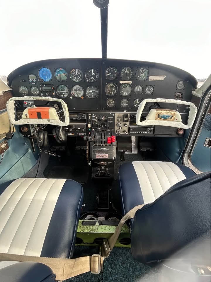 1955 Cessna 310 straight tall, photo 4