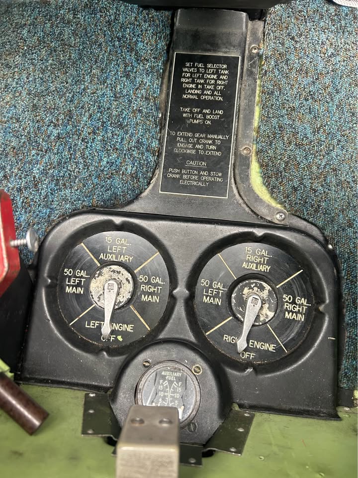 1955 Cessna 310 straight tall, photo 7