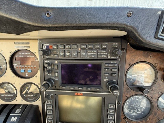 1981 Beechcraft Baron 58P, photo 15