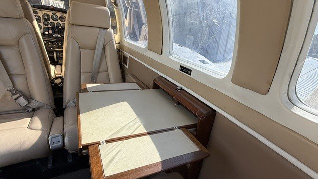 1981 Beechcraft Baron 58P, photo 19