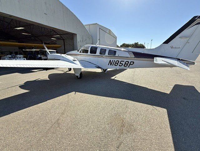 1981 Beechcraft Baron 58P, photo 1